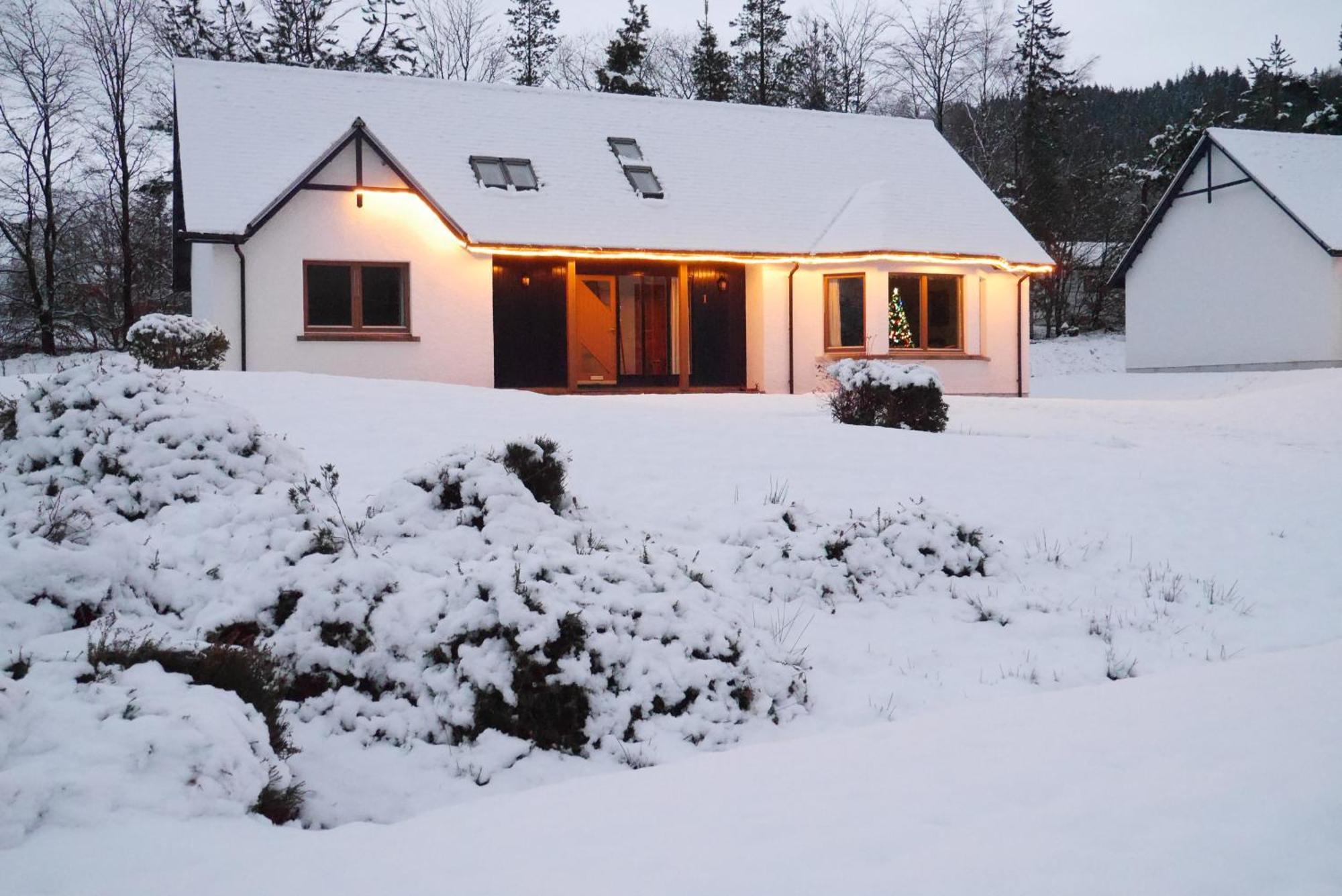 Glen Nevis Holidays Fort William Ruang foto